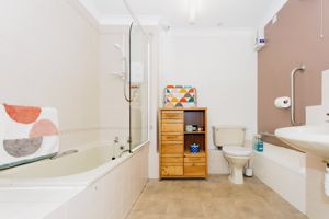 BATHROOM- click for photo gallery